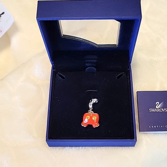 Vintage DISNEY SWAROVSKI RHODIUM/LTOP/RED MICKEY MOUSE SHORTS CHARM #1514979 - Picture 2 of 4